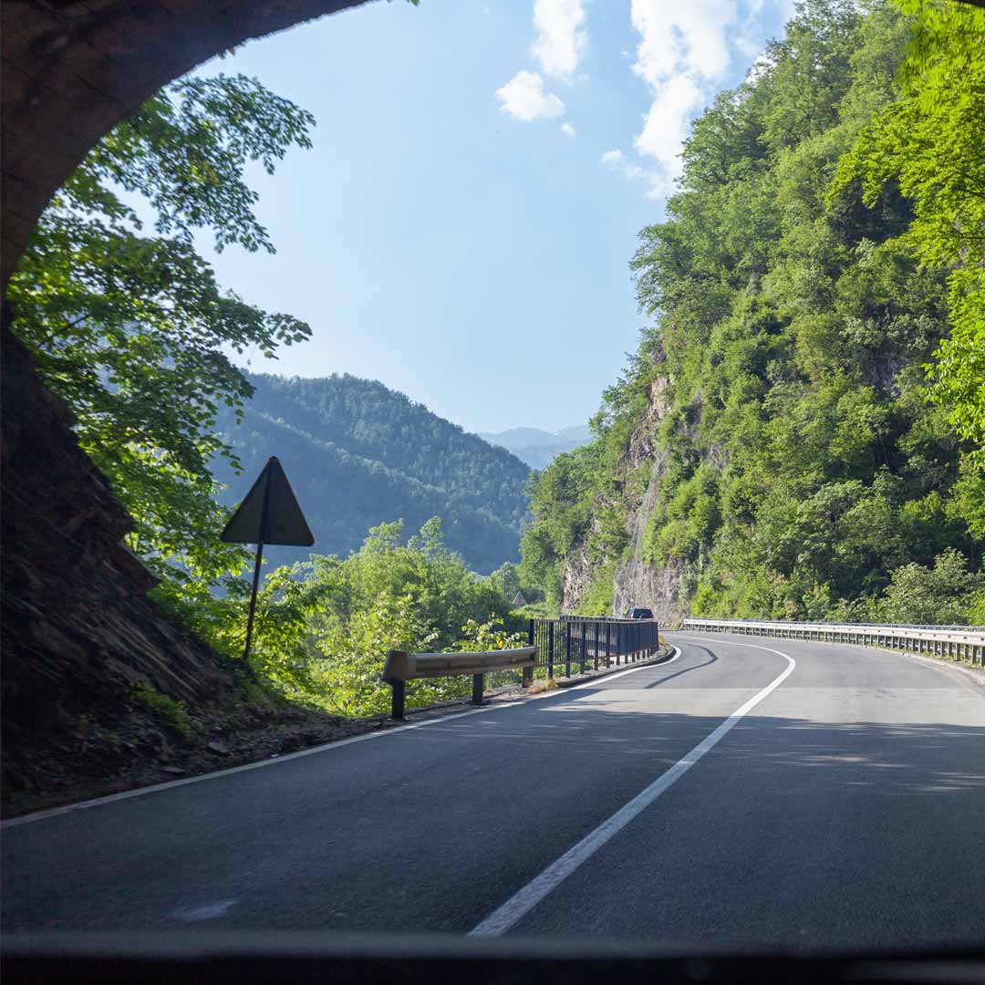 Road and tunnel